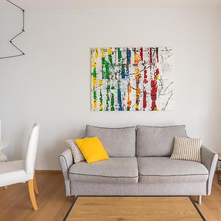 Suite 51 Appartamento Con Terrazzo A 50 Mt Dal Lago - Private Parking (Adults Only) Arona Eksteriør billede