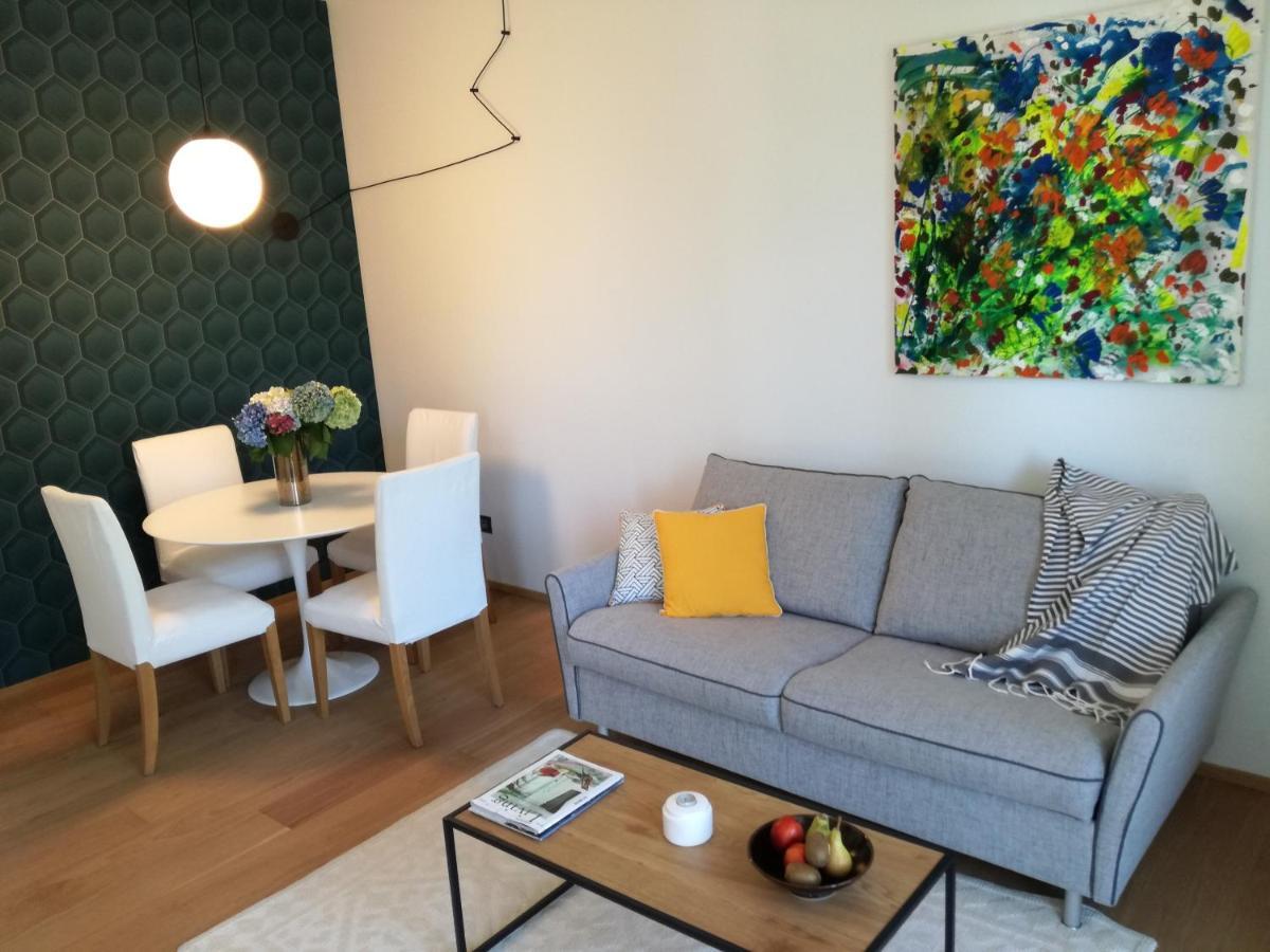 Suite 51 Appartamento Con Terrazzo A 50 Mt Dal Lago - Private Parking (Adults Only) Arona Eksteriør billede