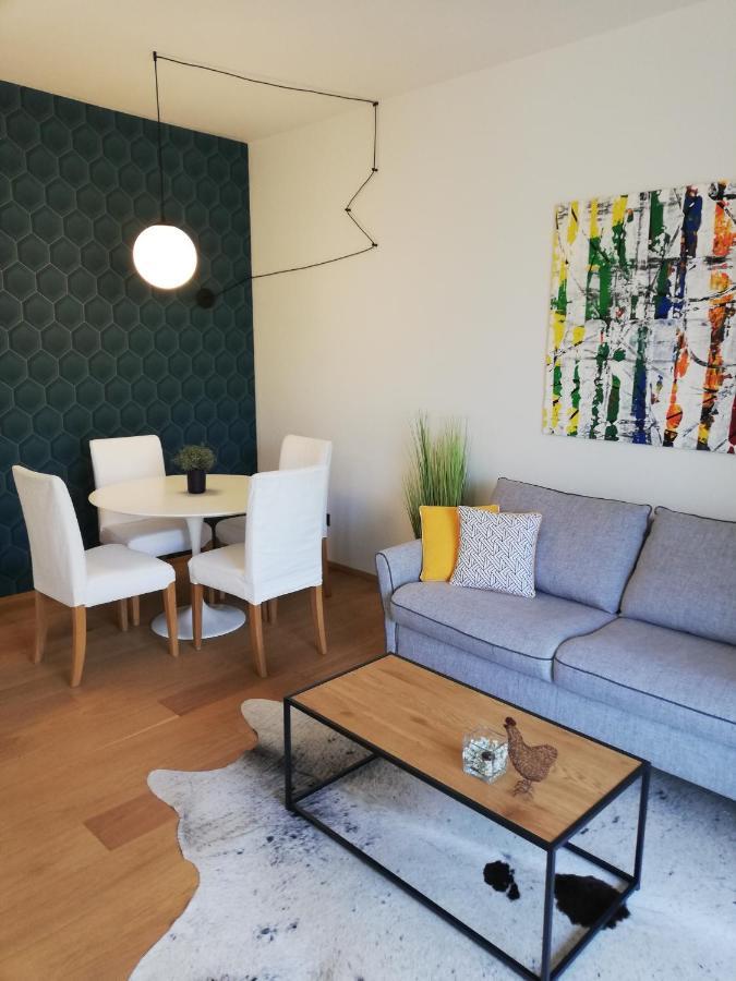 Suite 51 Appartamento Con Terrazzo A 50 Mt Dal Lago - Private Parking (Adults Only) Arona Eksteriør billede