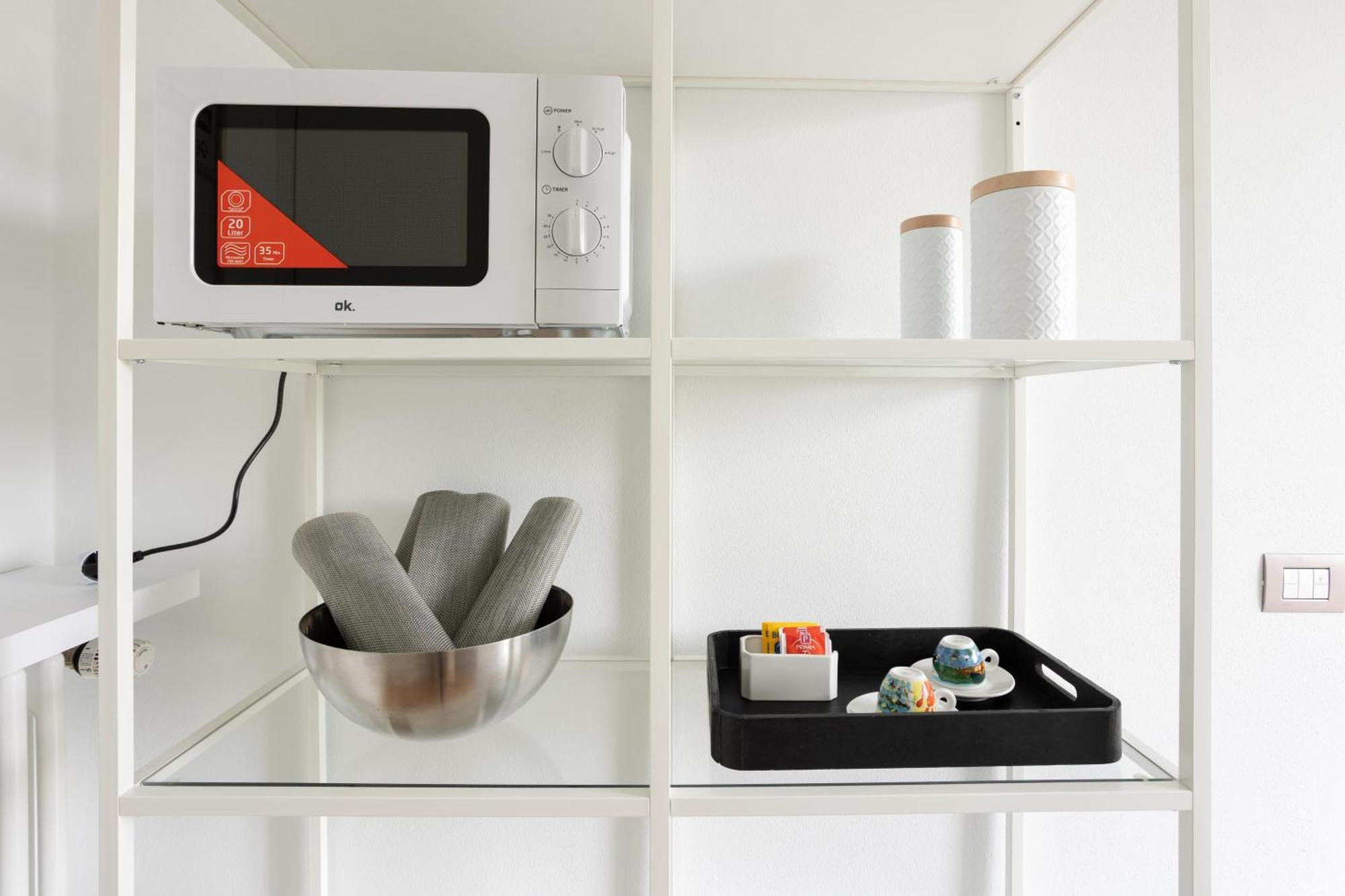 Suite 51 Appartamento Con Terrazzo A 50 Mt Dal Lago - Private Parking (Adults Only) Arona Eksteriør billede
