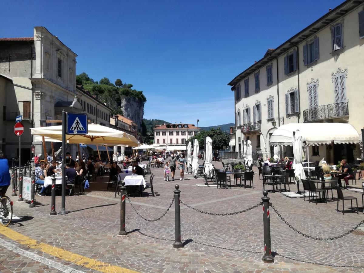 Suite 51 Appartamento Con Terrazzo A 50 Mt Dal Lago - Private Parking (Adults Only) Arona Eksteriør billede