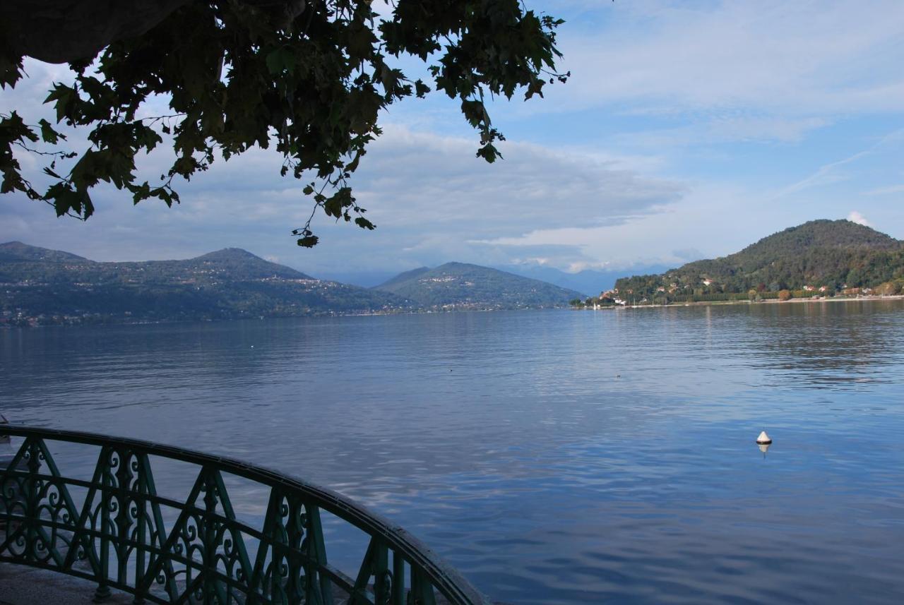 Suite 51 Appartamento Con Terrazzo A 50 Mt Dal Lago - Private Parking (Adults Only) Arona Eksteriør billede
